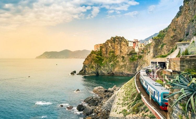 Cinque Terre Train Routes Italy Train travel through Europe