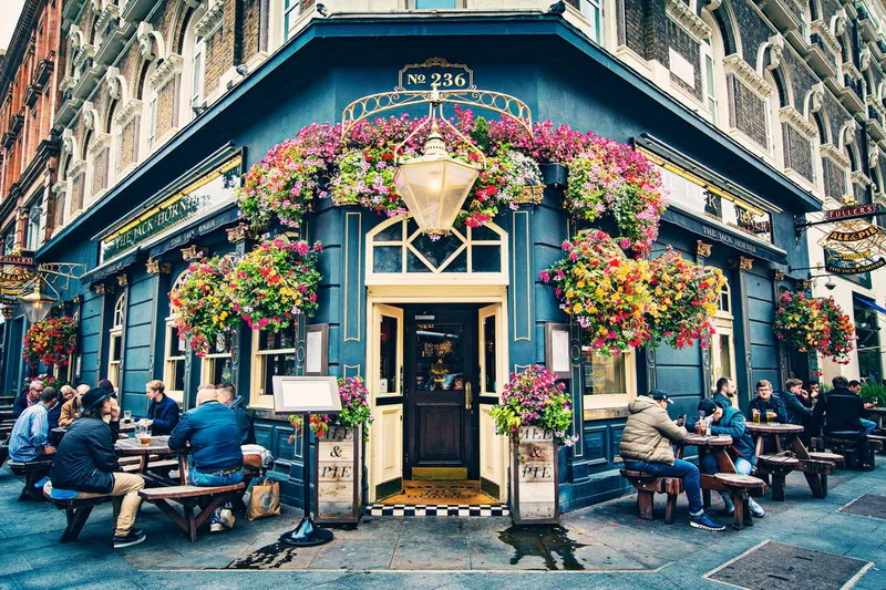Read more about the article The most beautiful old cafes in the world