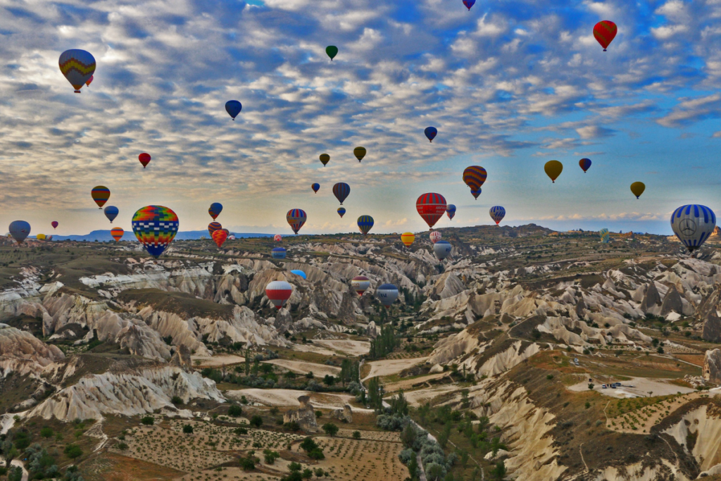 What is the best time to go to Cappadocia? 